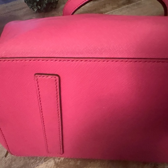 👜 Kate Spade New York Saffiano Leather Tote – Hot Pink 💖 - Picture 4 of 14